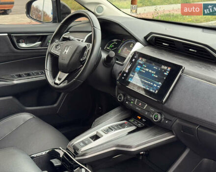 Чорний Хонда Клериті, об'ємом двигуна 1.5 л та пробігом 163 тис. км за 18777 $, фото 79 на Automoto.ua