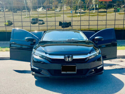 Черный Хонда Клерити, объемом двигателя 1.5 л и пробегом 144 тыс. км за 18500 $, фото 1 на Automoto.ua