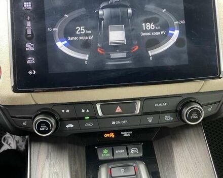 Червоний Хонда Клериті, об'ємом двигуна 1.5 л та пробігом 130 тис. км за 18500 $, фото 22 на Automoto.ua