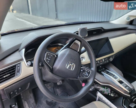 Червоний Хонда Клериті, об'ємом двигуна 1.5 л та пробігом 65 тис. км за 19500 $, фото 4 на Automoto.ua
