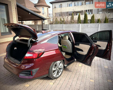 Красный Хонда Клерити, объемом двигателя 1.5 л и пробегом 226 тыс. км за 15600 $, фото 24 на Automoto.ua