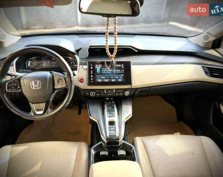 Красный Хонда Клерити, объемом двигателя 1.5 л и пробегом 226 тыс. км за 15600 $, фото 35 на Automoto.ua