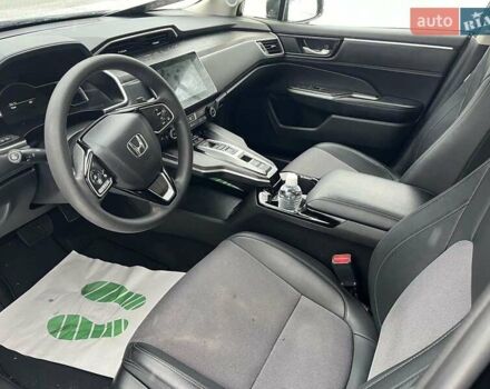 Хонда Клерити, объемом двигателя 1.5 л и пробегом 180 тыс. км за 15300 $, фото 12 на Automoto.ua