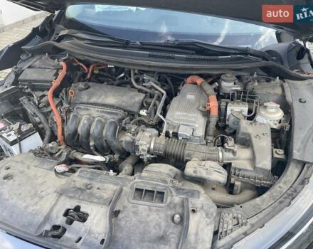 Сірий Хонда Клериті, об'ємом двигуна 1.5 л та пробігом 120 тис. км за 9999 $, фото 5 на Automoto.ua