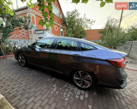 Серый Хонда Клерити, объемом двигателя 1.5 л и пробегом 161 тыс. км за 18100 $, фото 3 на Automoto.ua