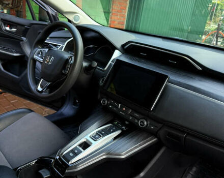 Серый Хонда Клерити, объемом двигателя 1.5 л и пробегом 161 тыс. км за 18100 $, фото 32 на Automoto.ua