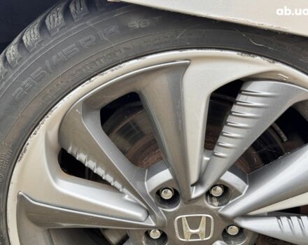 Серый Хонда Клерити, объемом двигателя 1.5 л и пробегом 87 тыс. км за 19200 $, фото 15 на Automoto.ua