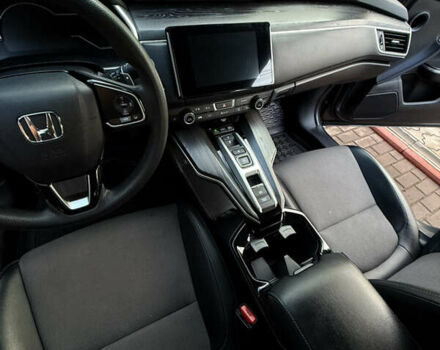 Серый Хонда Клерити, объемом двигателя 1.5 л и пробегом 161 тыс. км за 18100 $, фото 31 на Automoto.ua