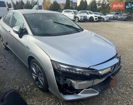 Серый Хонда Клерити, объемом двигателя 1.5 л и пробегом 34 тыс. км за 11000 $, фото 4 на Automoto.ua