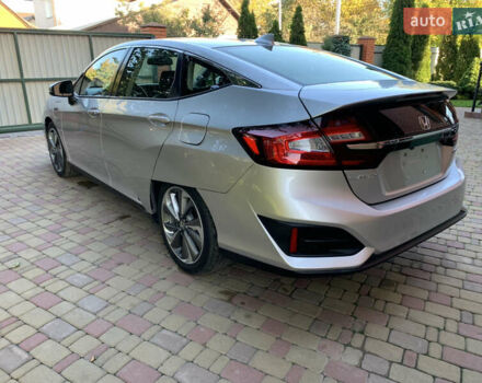 Сірий Хонда Клериті, об'ємом двигуна 1.5 л та пробігом 105 тис. км за 19300 $, фото 3 на Automoto.ua