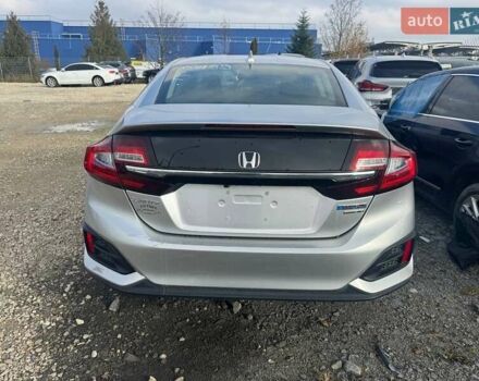 Серый Хонда Клерити, объемом двигателя 1.5 л и пробегом 34 тыс. км за 11000 $, фото 2 на Automoto.ua