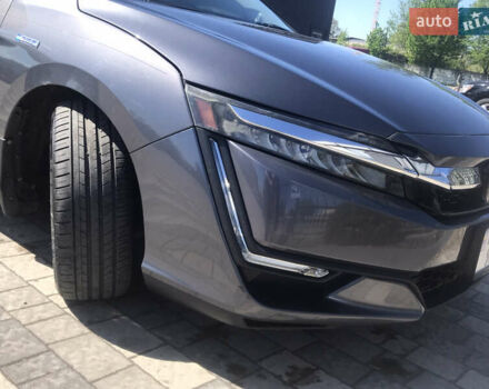 Серый Хонда Клерити, объемом двигателя 1.5 л и пробегом 198 тыс. км за 15500 $, фото 6 на Automoto.ua