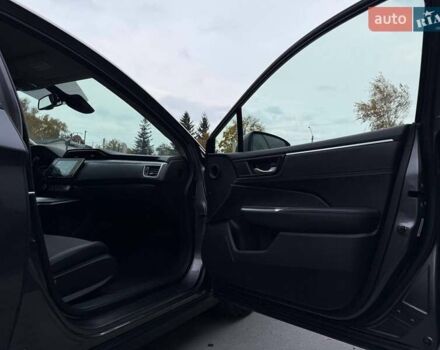 Серый Хонда Клерити, объемом двигателя 1.5 л и пробегом 159 тыс. км за 15900 $, фото 50 на Automoto.ua