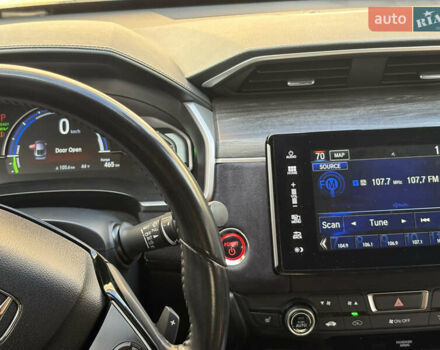 Серый Хонда Клерити, объемом двигателя 1.5 л и пробегом 160 тыс. км за 18555 $, фото 7 на Automoto.ua