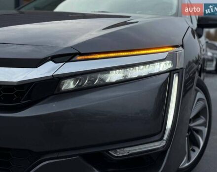 Серый Хонда Клерити, объемом двигателя 1.5 л и пробегом 159 тыс. км за 15900 $, фото 2 на Automoto.ua