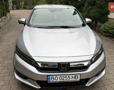 Сірий Хонда Клериті, об'ємом двигуна 1.5 л та пробігом 67 тис. км за 19000 $, фото 5 на Automoto.ua