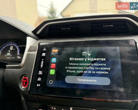 Сірий Хонда Клериті, об'ємом двигуна 1.5 л та пробігом 67 тис. км за 19000 $, фото 59 на Automoto.ua