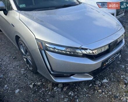 Серый Хонда Клерити, объемом двигателя 1.5 л и пробегом 183 тыс. км за 15800 $, фото 12 на Automoto.ua