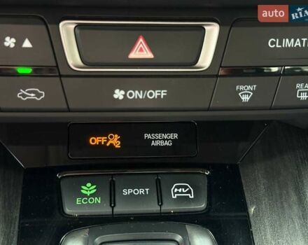 Серый Хонда Клерити, объемом двигателя 1.5 л и пробегом 159 тыс. км за 15900 $, фото 33 на Automoto.ua