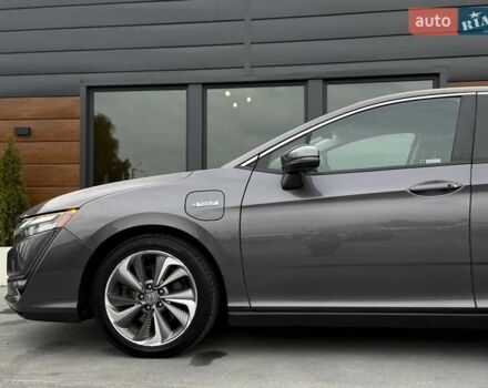 Серый Хонда Клерити, объемом двигателя 1.5 л и пробегом 159 тыс. км за 15900 $, фото 8 на Automoto.ua