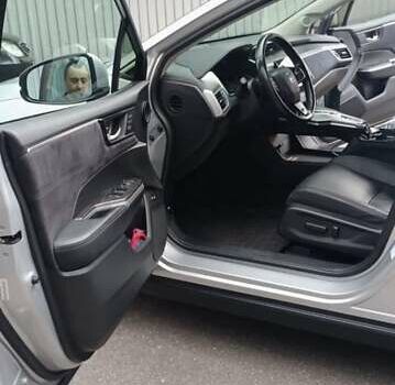 Серый Хонда Клерити, объемом двигателя 1.5 л и пробегом 208 тыс. км за 15100 $, фото 11 на Automoto.ua