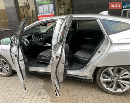 Серый Хонда Клерити, объемом двигателя 1.5 л и пробегом 184 тыс. км за 18000 $, фото 8 на Automoto.ua