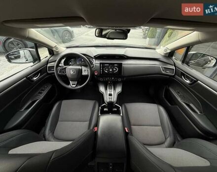 Серый Хонда Клерити, объемом двигателя 1.5 л и пробегом 159 тыс. км за 15900 $, фото 47 на Automoto.ua