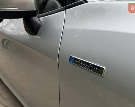 Сірий Хонда Клериті, об'ємом двигуна 1.5 л та пробігом 67 тис. км за 19000 $, фото 27 на Automoto.ua