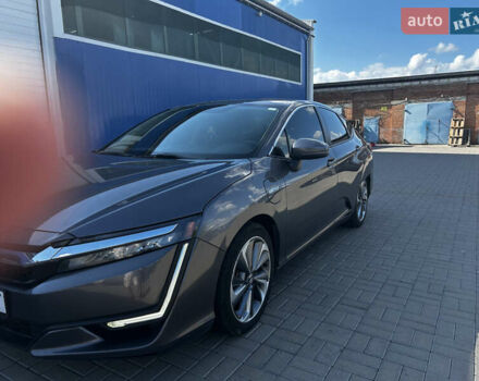 Серый Хонда Клерити, объемом двигателя 1.5 л и пробегом 160 тыс. км за 17600 $, фото 1 на Automoto.ua