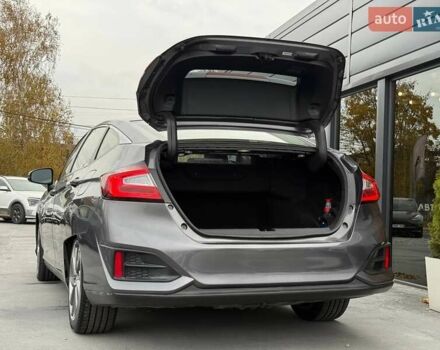 Серый Хонда Клерити, объемом двигателя 1.5 л и пробегом 159 тыс. км за 15900 $, фото 13 на Automoto.ua