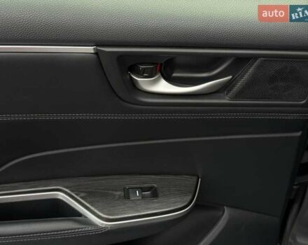 Серый Хонда Клерити, объемом двигателя 1.5 л и пробегом 159 тыс. км за 15900 $, фото 39 на Automoto.ua