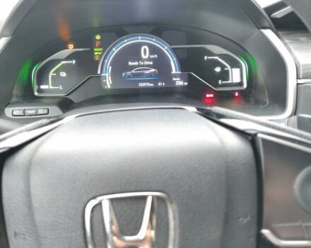 Серый Хонда Клерити, объемом двигателя 1.5 л и пробегом 103 тыс. км за 18200 $, фото 9 на Automoto.ua