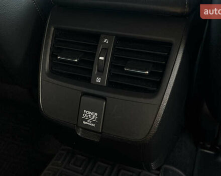 Сірий Хонда Клериті, об'ємом двигуна 1.5 л та пробігом 208 тис. км за 17200 $, фото 25 на Automoto.ua