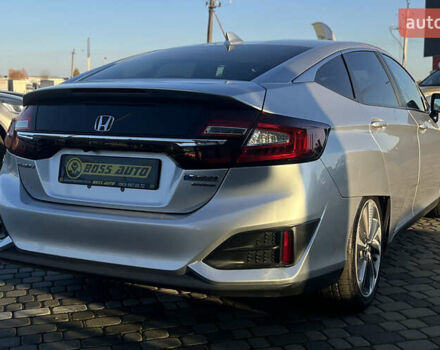 Сірий Хонда Клериті, об'ємом двигуна 1.5 л та пробігом 208 тис. км за 17200 $, фото 6 на Automoto.ua