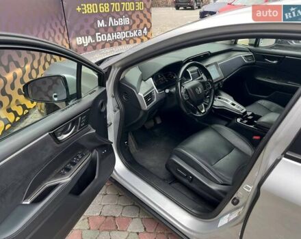 Серый Хонда Клерити, объемом двигателя 1.5 л и пробегом 183 тыс. км за 15800 $, фото 4 на Automoto.ua