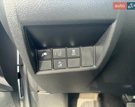 Серый Хонда Клерити, объемом двигателя 1.5 л и пробегом 183 тыс. км за 15800 $, фото 10 на Automoto.ua