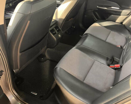 Серый Хонда Клерити, объемом двигателя 1.5 л и пробегом 118 тыс. км за 18000 $, фото 32 на Automoto.ua