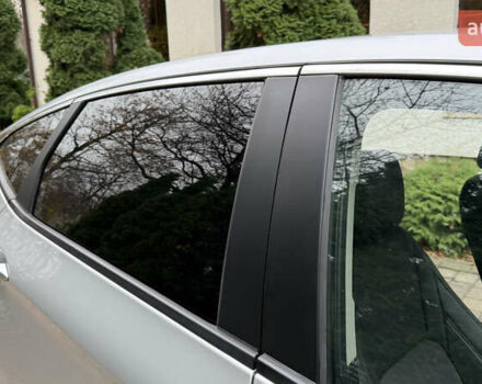 Сірий Хонда Клериті, об'ємом двигуна 1.5 л та пробігом 67 тис. км за 19000 $, фото 46 на Automoto.ua