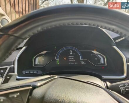 Сірий Хонда Клериті, об'ємом двигуна 1.5 л та пробігом 182 тис. км за 18900 $, фото 11 на Automoto.ua