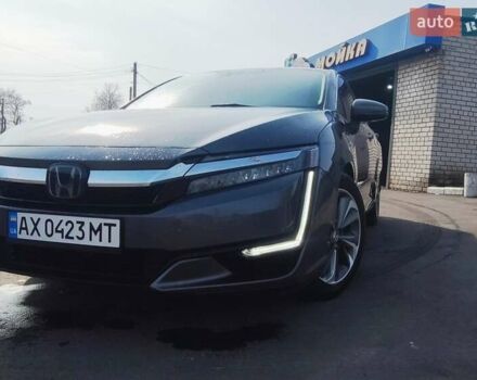 Сірий Хонда Клериті, об'ємом двигуна 1.5 л та пробігом 182 тис. км за 18900 $, фото 1 на Automoto.ua