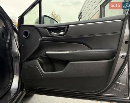 Серый Хонда Клерити, объемом двигателя 1.5 л и пробегом 159 тыс. км за 15900 $, фото 51 на Automoto.ua