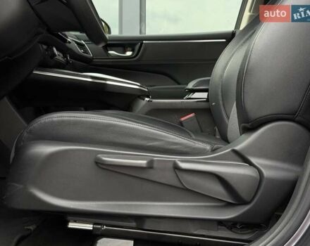 Серый Хонда Клерити, объемом двигателя 1.5 л и пробегом 159 тыс. км за 15900 $, фото 19 на Automoto.ua