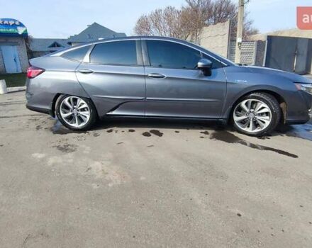 Сірий Хонда Клериті, об'ємом двигуна 1.5 л та пробігом 182 тис. км за 18900 $, фото 5 на Automoto.ua