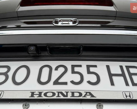 Сірий Хонда Клериті, об'ємом двигуна 1.5 л та пробігом 67 тис. км за 19000 $, фото 18 на Automoto.ua