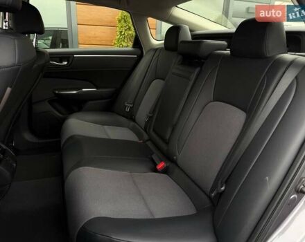 Серый Хонда Клерити, объемом двигателя 1.5 л и пробегом 159 тыс. км за 15900 $, фото 40 на Automoto.ua