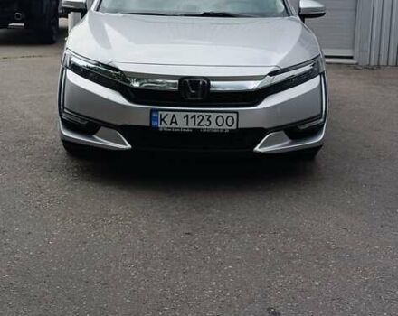 Серый Хонда Клерити, объемом двигателя 1.5 л и пробегом 208 тыс. км за 15100 $, фото 8 на Automoto.ua