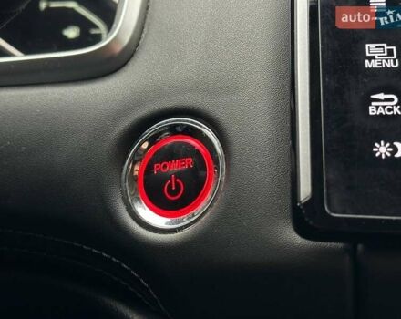 Серый Хонда Клерити, объемом двигателя 1.5 л и пробегом 106 тыс. км за 16990 $, фото 24 на Automoto.ua