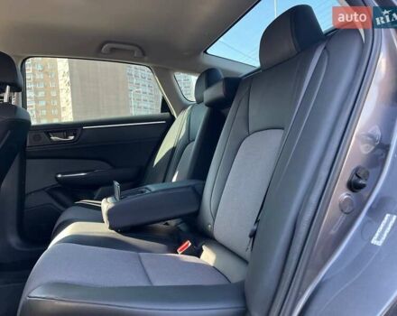 Серый Хонда Клерити, объемом двигателя 1.5 л и пробегом 106 тыс. км за 16490 $, фото 10 на Automoto.ua