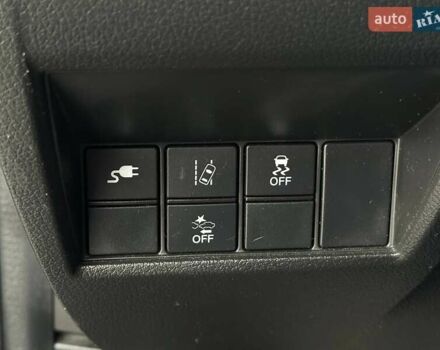 Серый Хонда Клерити, объемом двигателя 1.5 л и пробегом 106 тыс. км за 16990 $, фото 16 на Automoto.ua