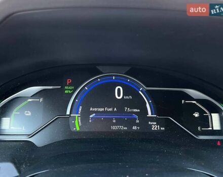 Серый Хонда Клерити, объемом двигателя 1.5 л и пробегом 106 тыс. км за 16490 $, фото 19 на Automoto.ua